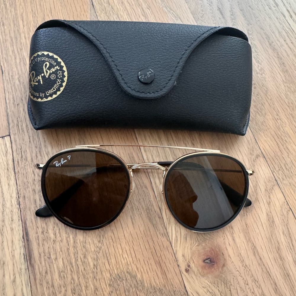 Ray-Ban Gold Frame Sunglasses with Black Case